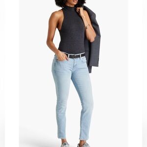 Frame Le Garçon Mid-Rise Boyfriend Jeans in Overturn